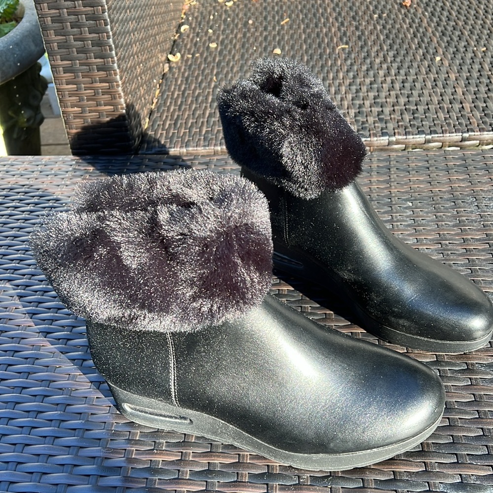 DKNY fur trim wedge ankle boot